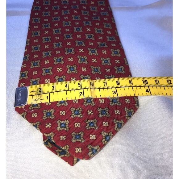 Brooks Brothers Makers Silk Blend Geometric Pattern Burgundy Neck Tie - Picture 6 of 6